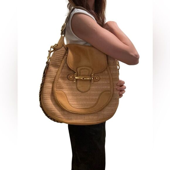 Gucci Tan Woven Shoulder Bag - Picture 1 of 11